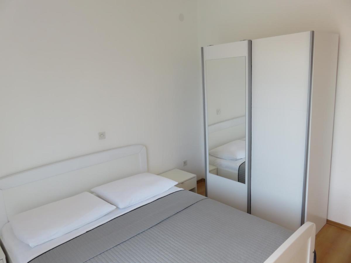 Apartmani Mm 스타리그라드 파클레니차 외부 사진