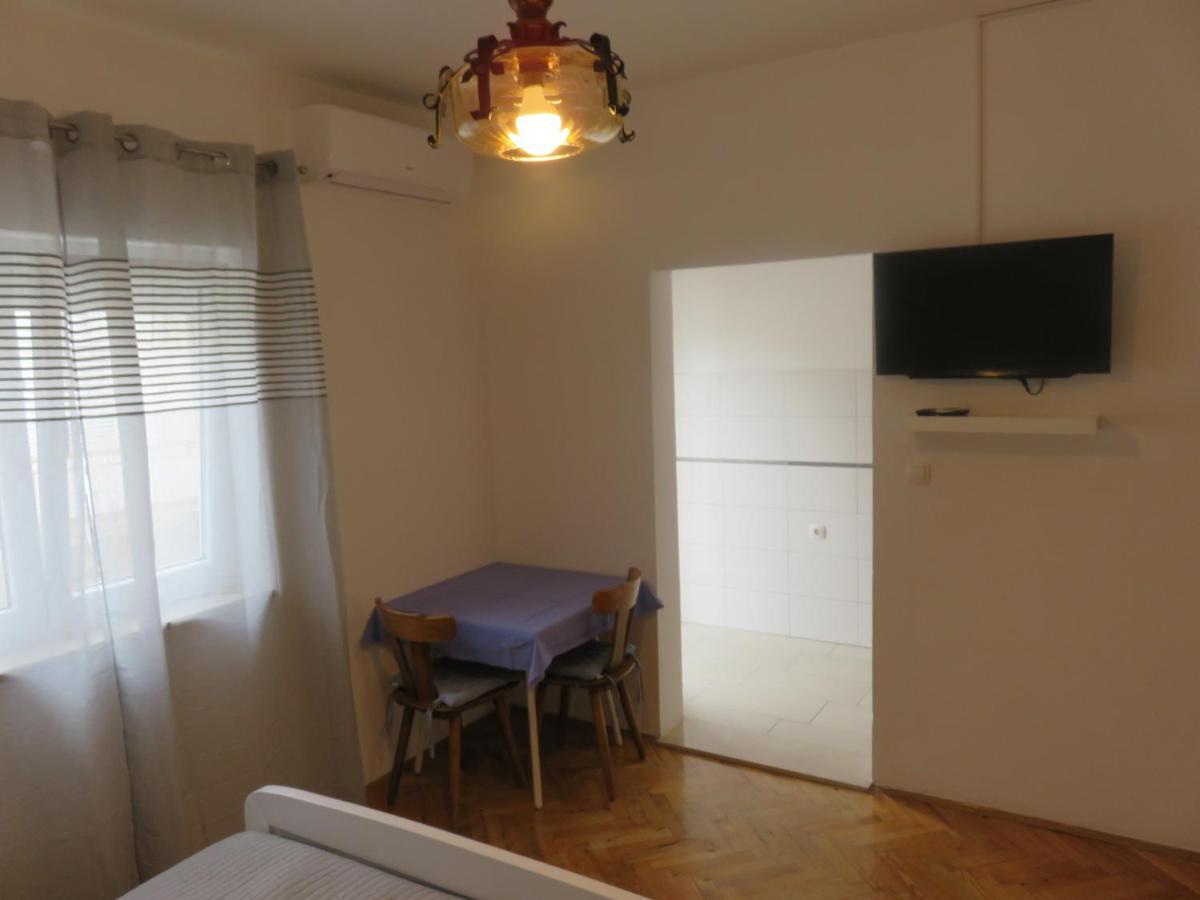 Apartmani Mm 스타리그라드 파클레니차 외부 사진