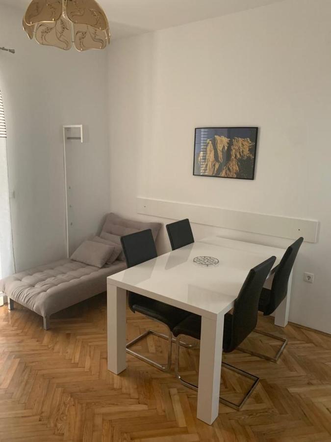Apartmani Mm 스타리그라드 파클레니차 외부 사진